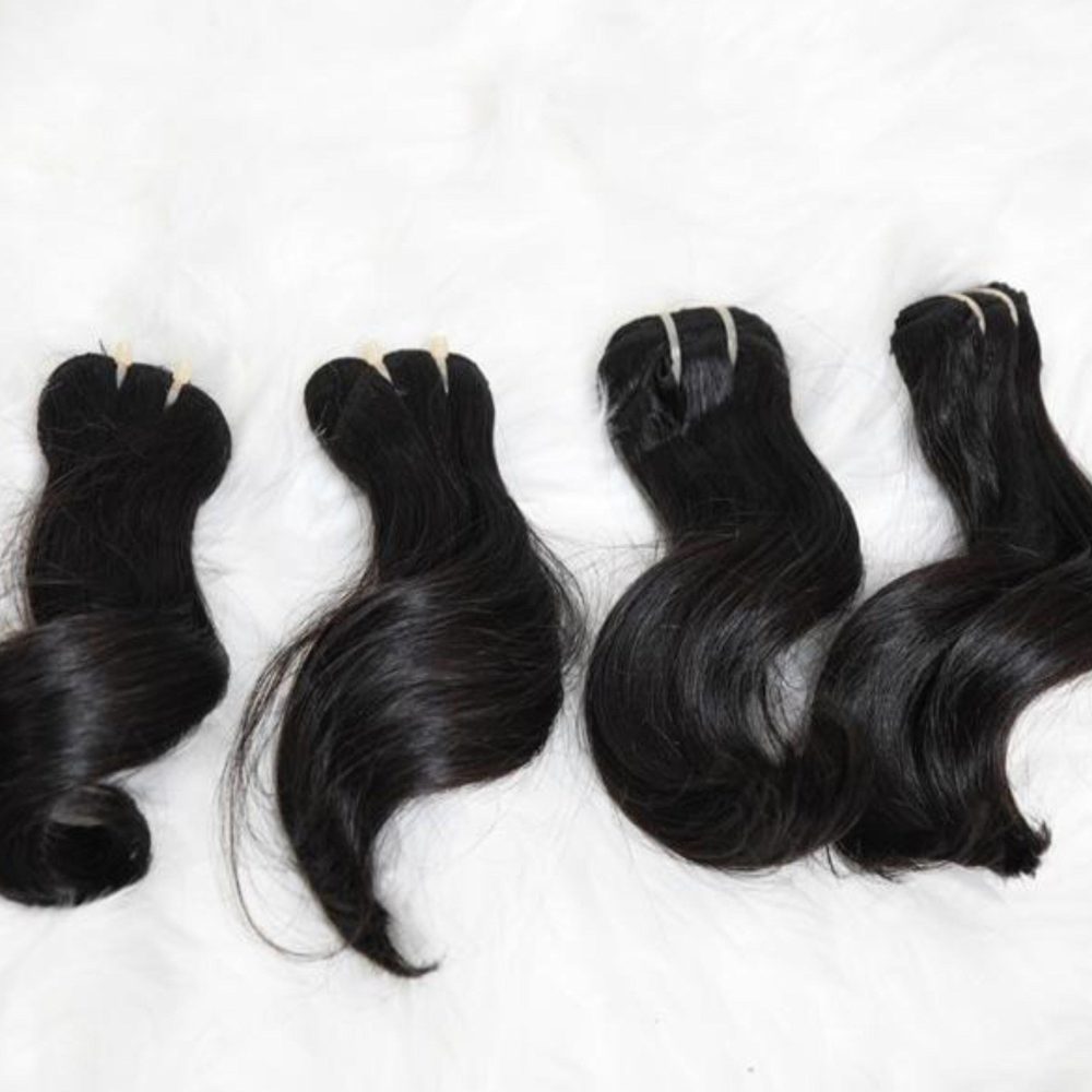 Unprocessed Human Hair BundlesVoila Hairs